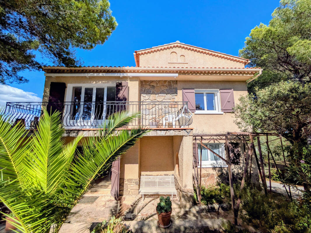 Maison à SIX-FOURS-LES-PLAGES