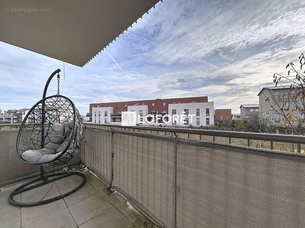 Appartement à VERT-SAINT-DENIS