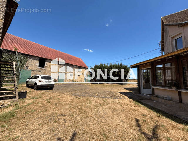 Maison à CONGE-SUR-ORNE