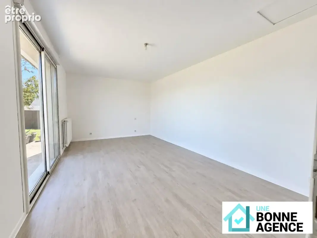 Maison 8 pièces 158 m² à vendre à Saint-Antoine-Du-Rocher (37360) - photo 6