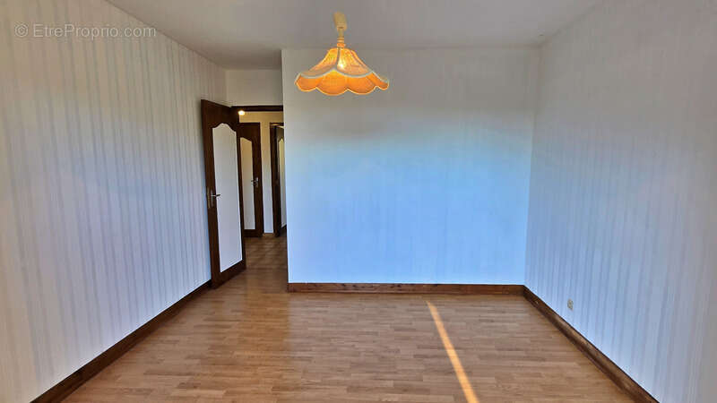 Maison à ORADOUR-SUR-GLANE