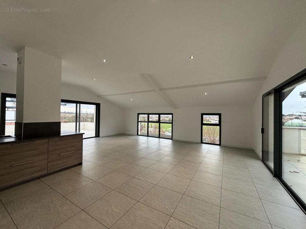 Appartement à QUINT-FONSEGRIVES