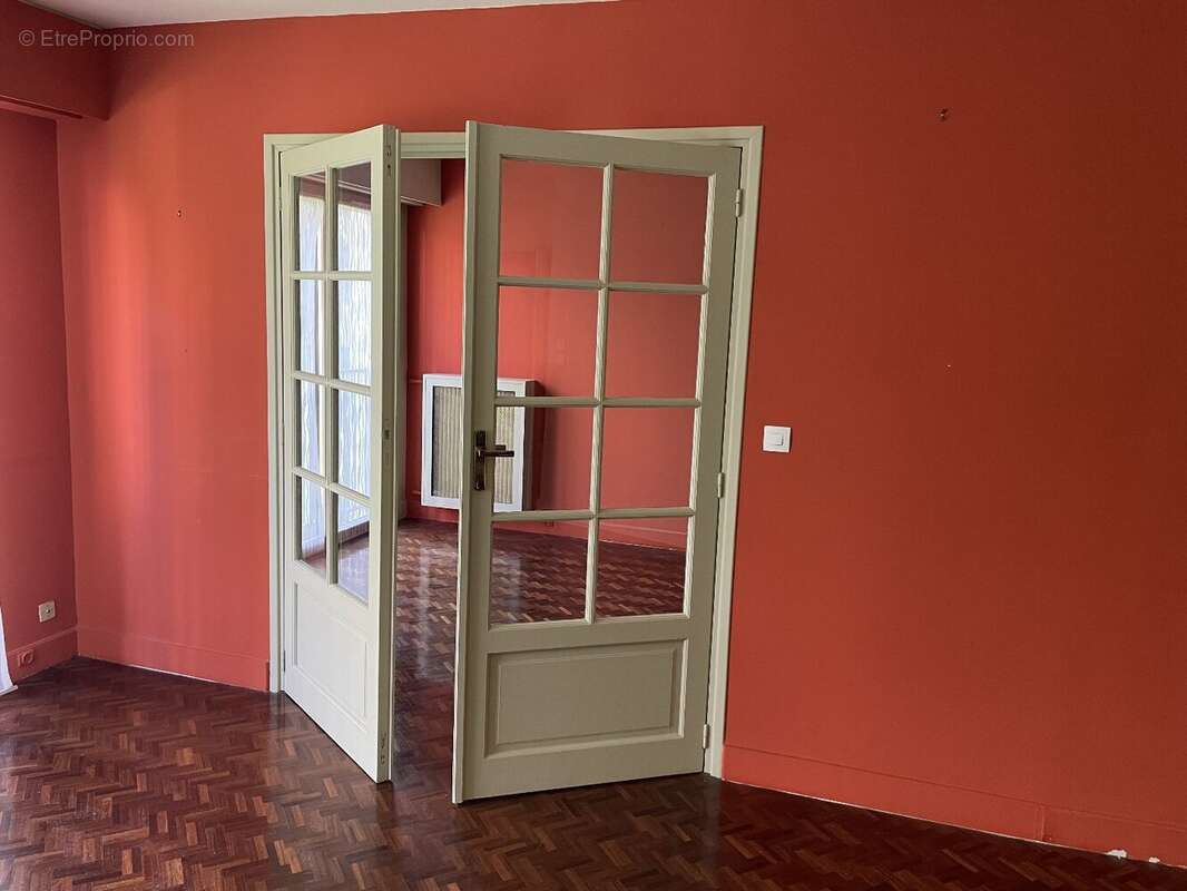 Appartement à VERSAILLES