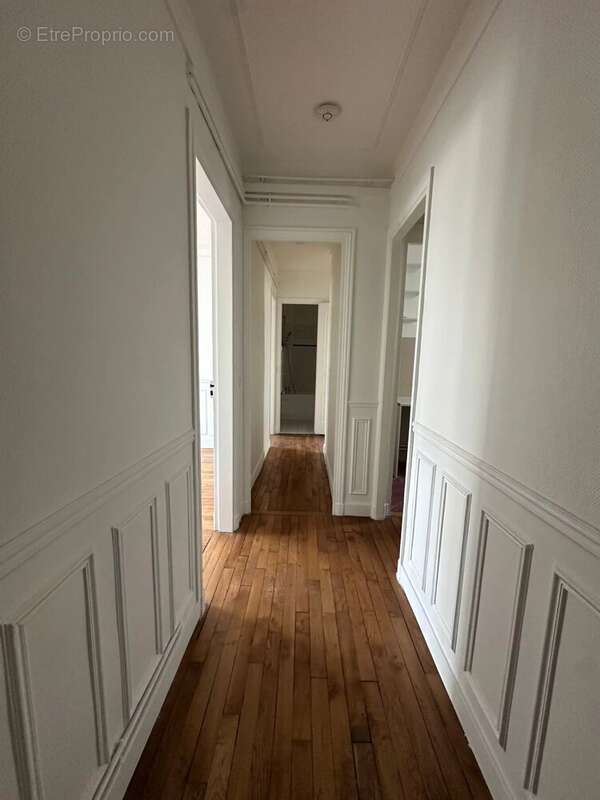 Appartement à PARIS-15E