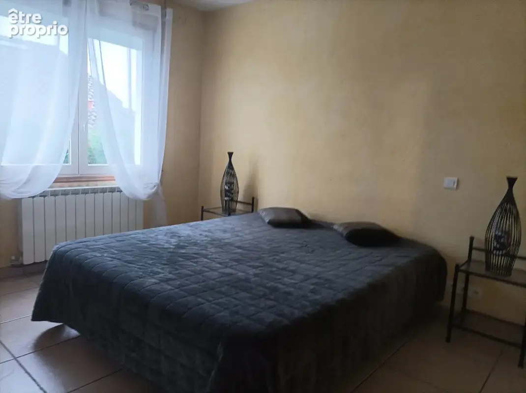 Maison 8 pièces 153 m2 + Piscine + Dépendances - photo 6