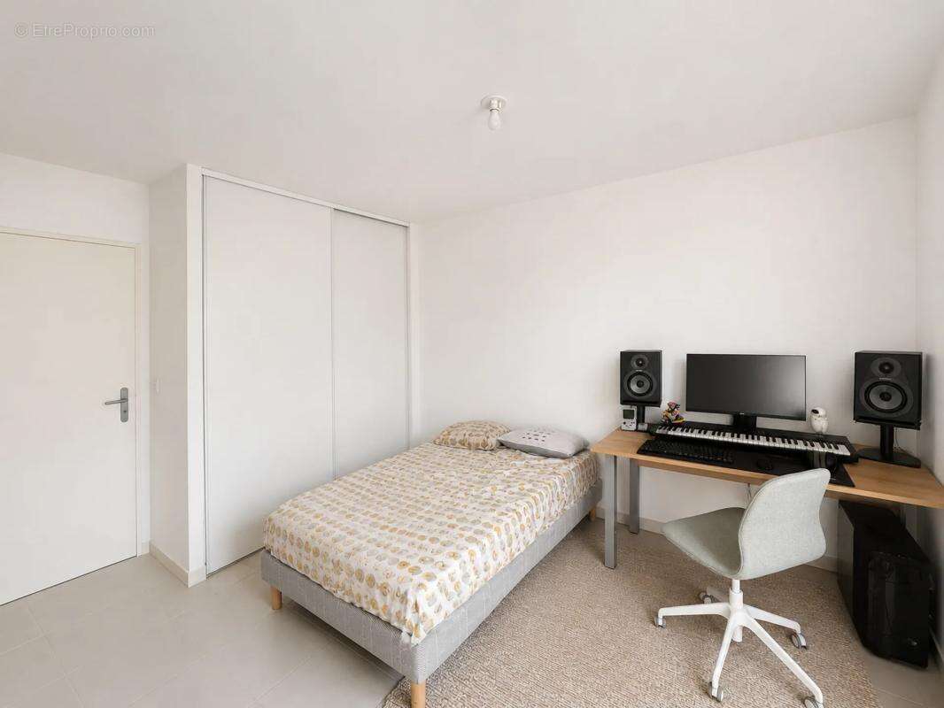 Appartement 2 pièces de 39 m² avec garage fermé à Cogolin - photo 11