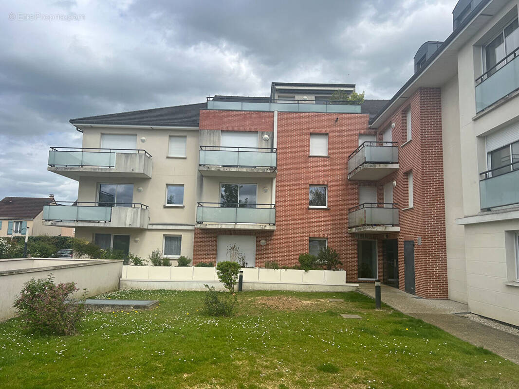 Appartement à LE MESNIL-ESNARD