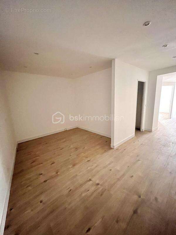 Appartement à GONFARON