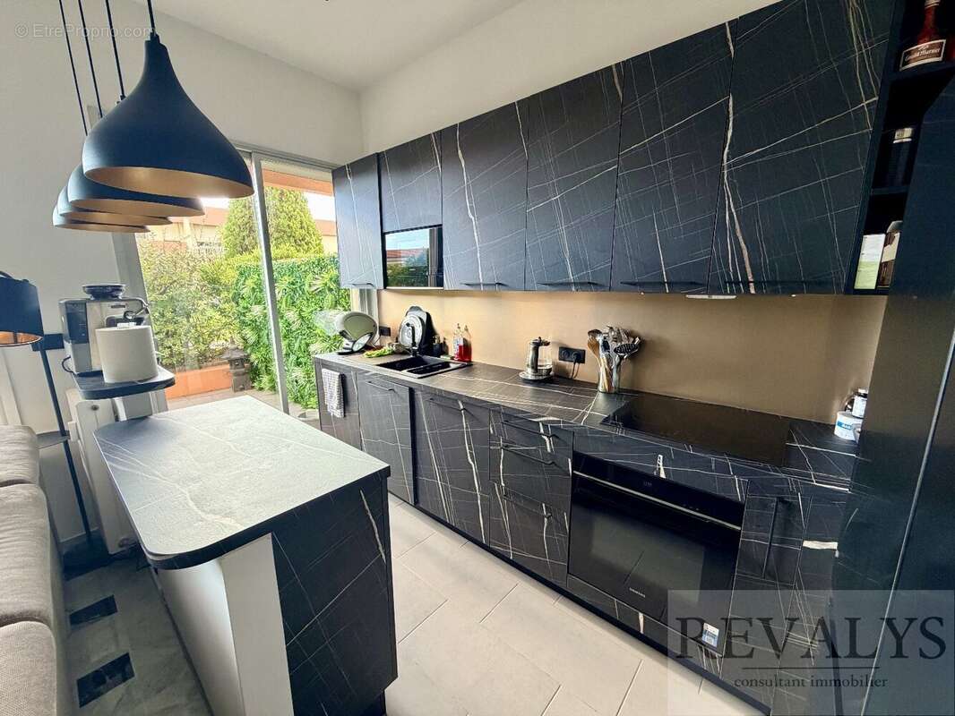 Appartement à CAP-D'AIL