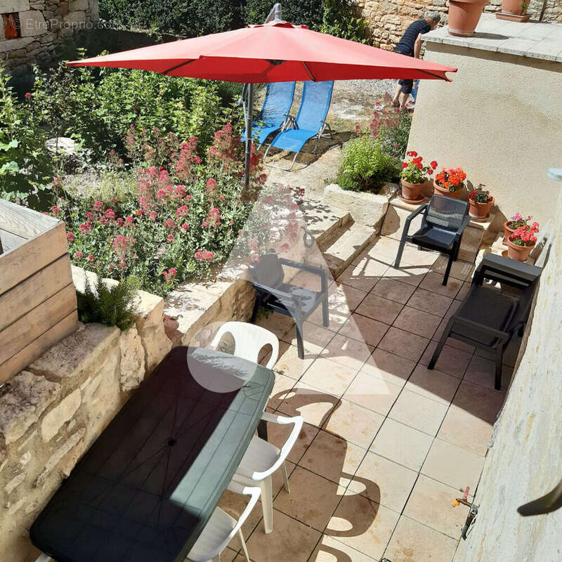 Maison à LABASTIDE-MARNHAC