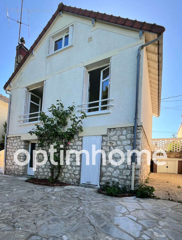 Maison à THOMERY