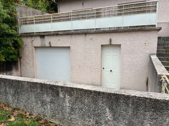 Appartement à AILHON