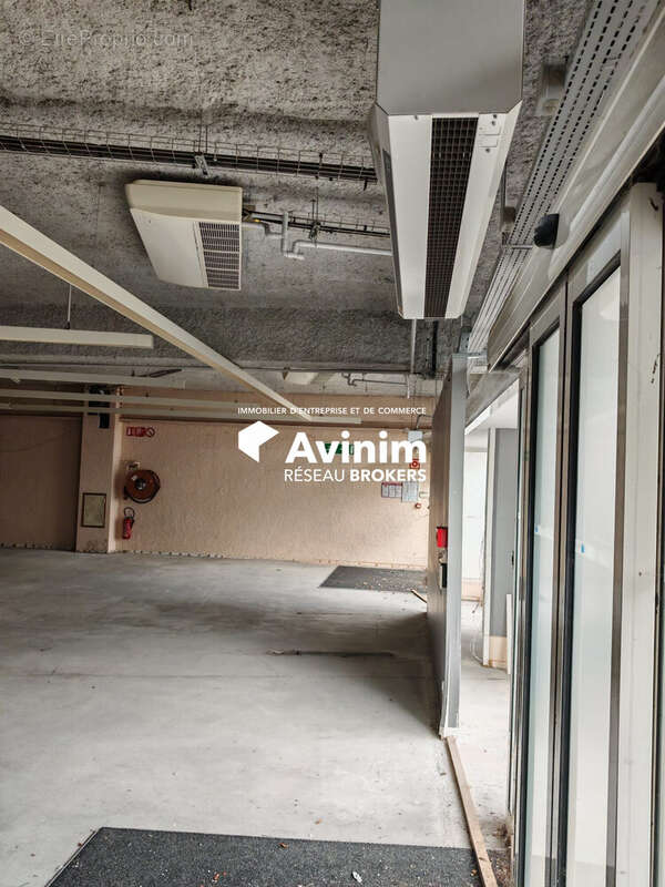 Commerce à PARTHENAY