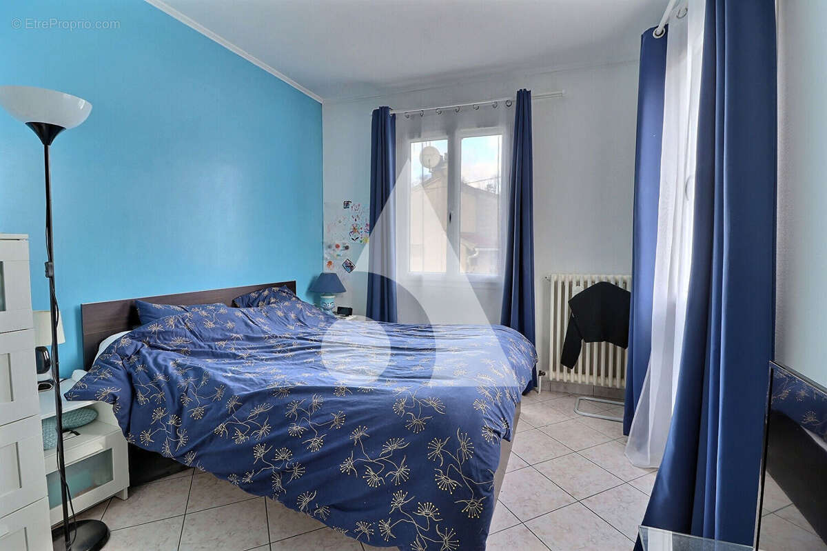 Maison à AUVERS-SUR-OISE