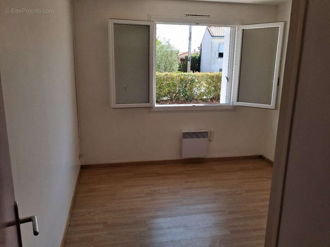 Maison de plain-pied de type 4 - Landemont - photo 5