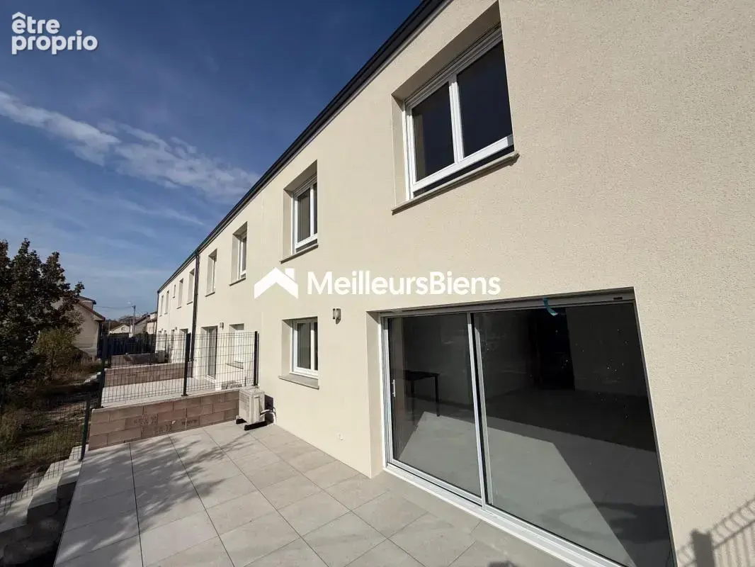 Maison neuve 5 pièces de 122 m² à Talange, terrain de 198 m² - photo 5