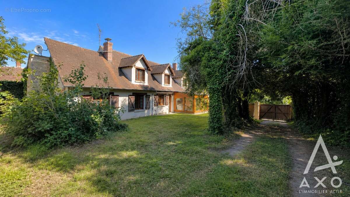Maison familiale avec garage et dépendance - photo 20