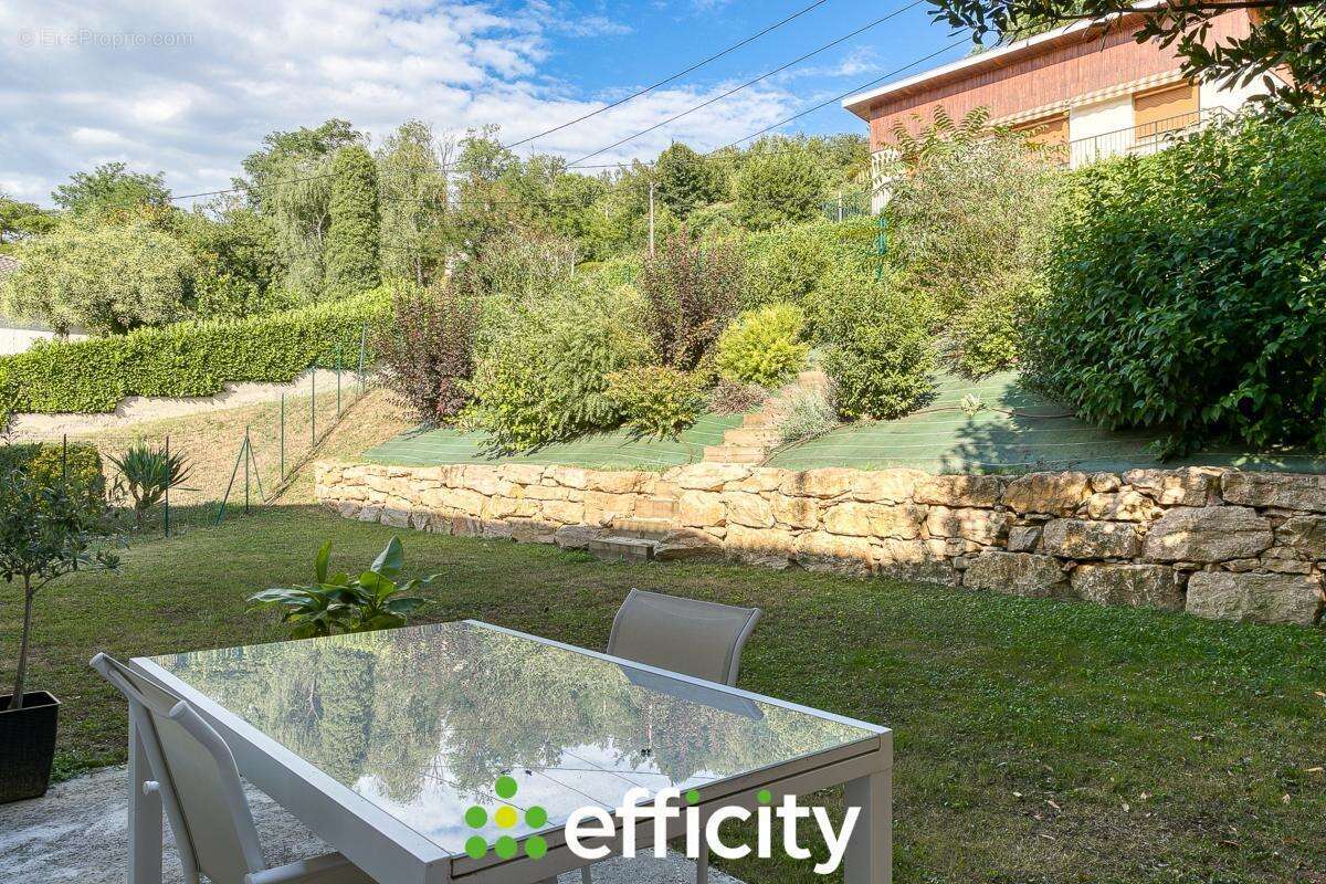 Appartement à ROUSSILLON