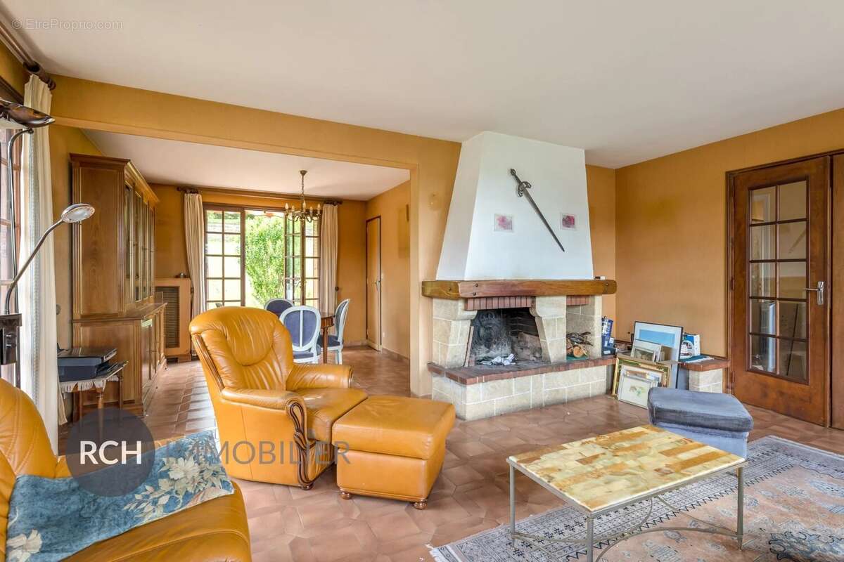 Maison à JOUARS-PONTCHARTRAIN