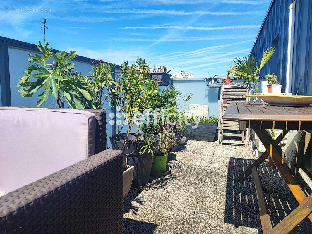 Appartement à IVRY-SUR-SEINE