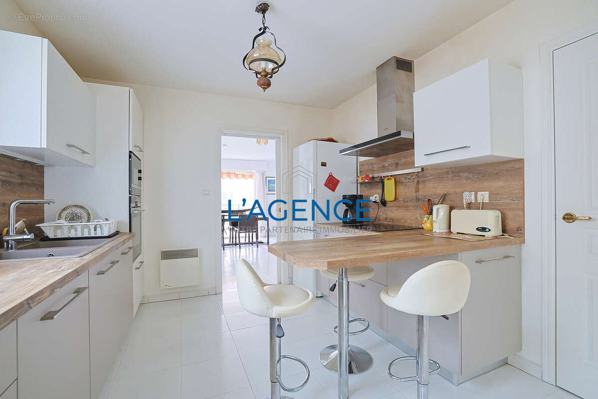 Appartement à HYERES