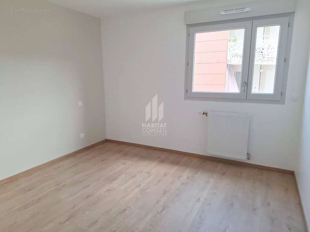 Appartement à MOIRANS