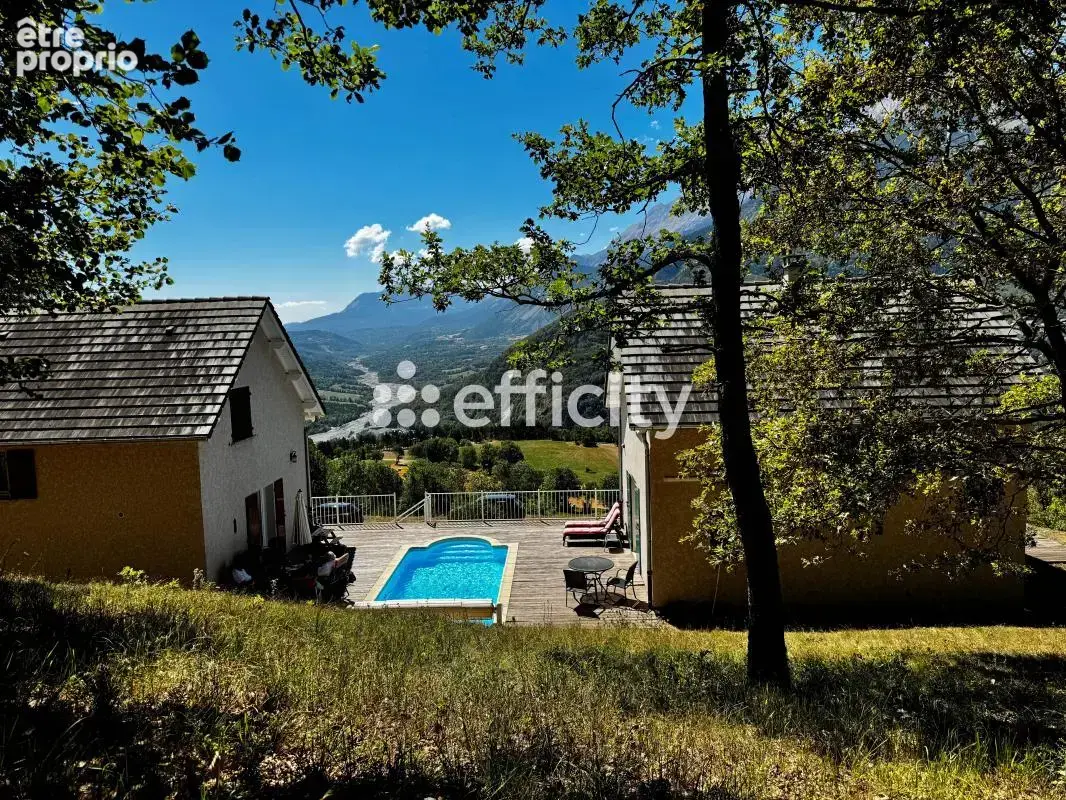 Maison 5 pièces 100 m² à vendre à Aspres-Les-Corps (05800) - photo 2