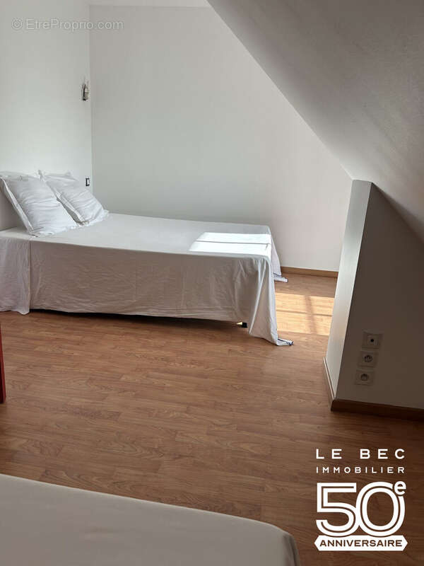Appartement 3 pièces 57 m² à vendre à Vannes (56000) - photo 7