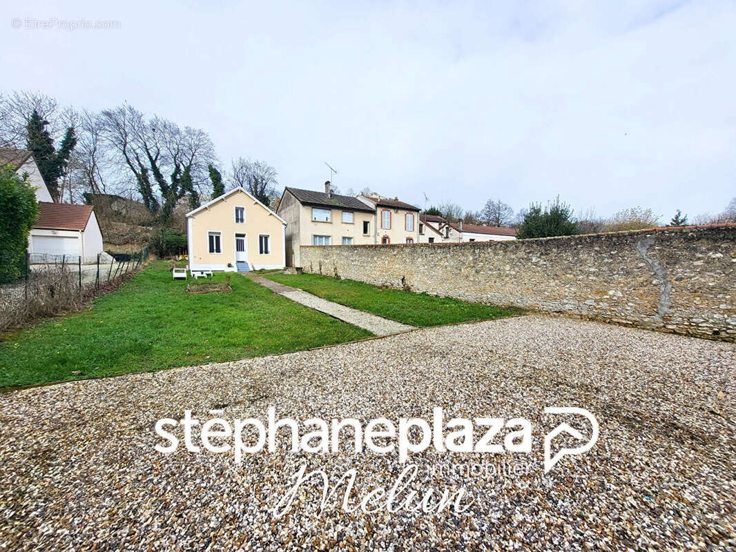 Appartement à MELUN