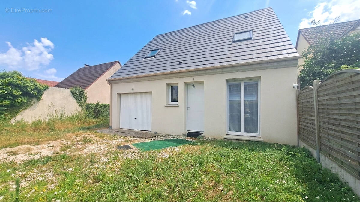 Maison à BEAUMONT-SUR-OISE