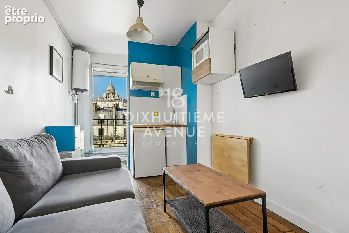 Boulevard Barbès, studette 12,5m² vue Sacré-Coeur - photo 2