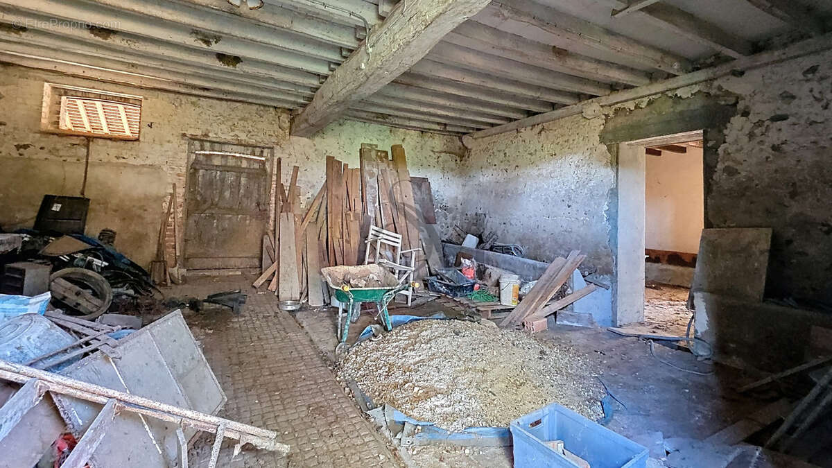 Autre à PERS-EN-GATINAIS