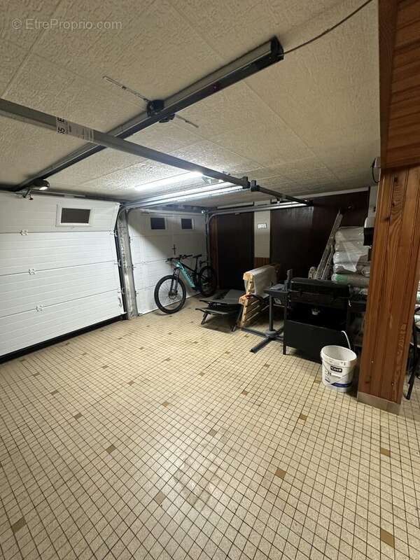 Maison à COMBLES-EN-BARROIS