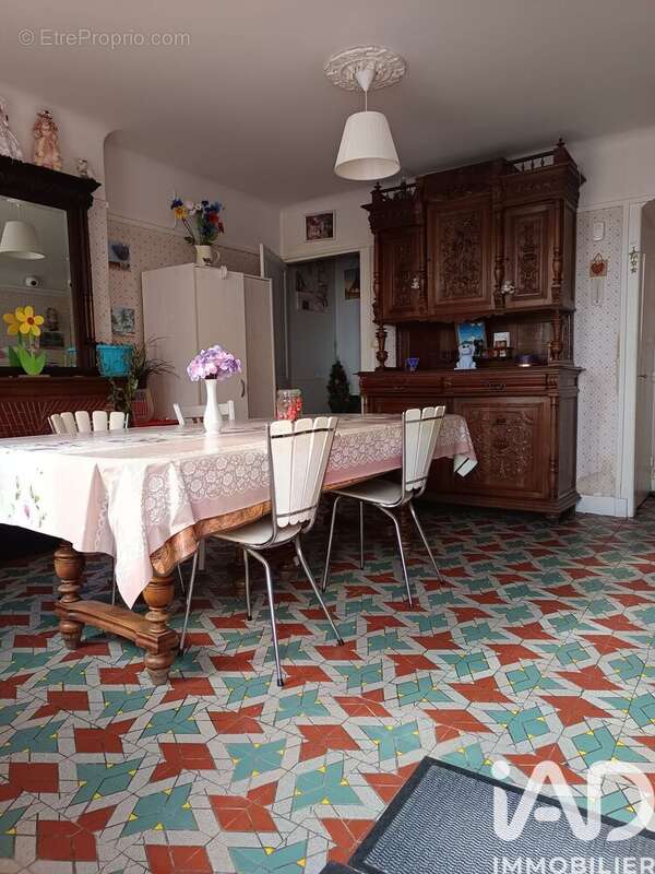 Photo 6 - Maison à DHUIZON