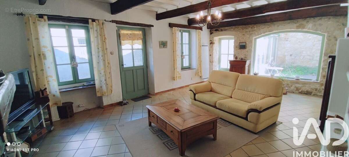 Photo 5 - Maison à SAINT-CHAPTES