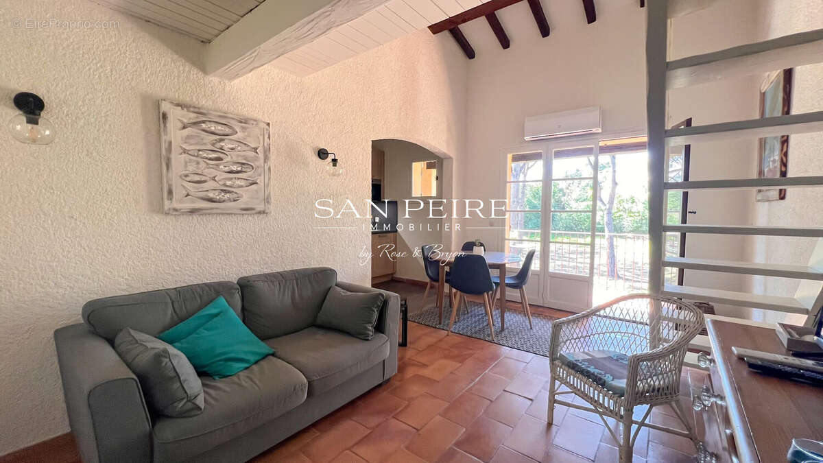 Appartement 54 m² à Les Issambres  - photo 4