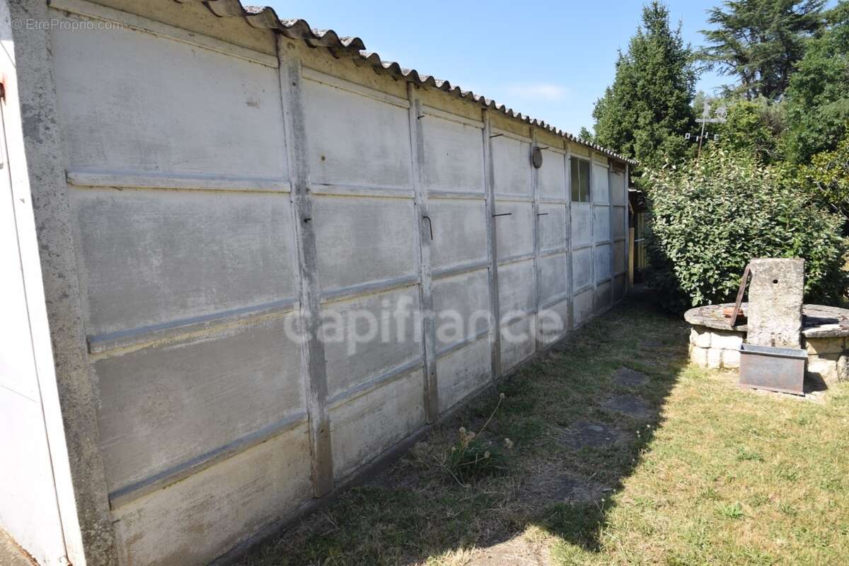 Maison de plain-pied - 4 chambres - garage - terrain clos - photo 21