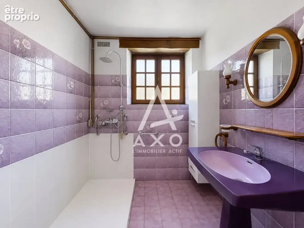 Maison familiale avec garage et dépendance - photo 7