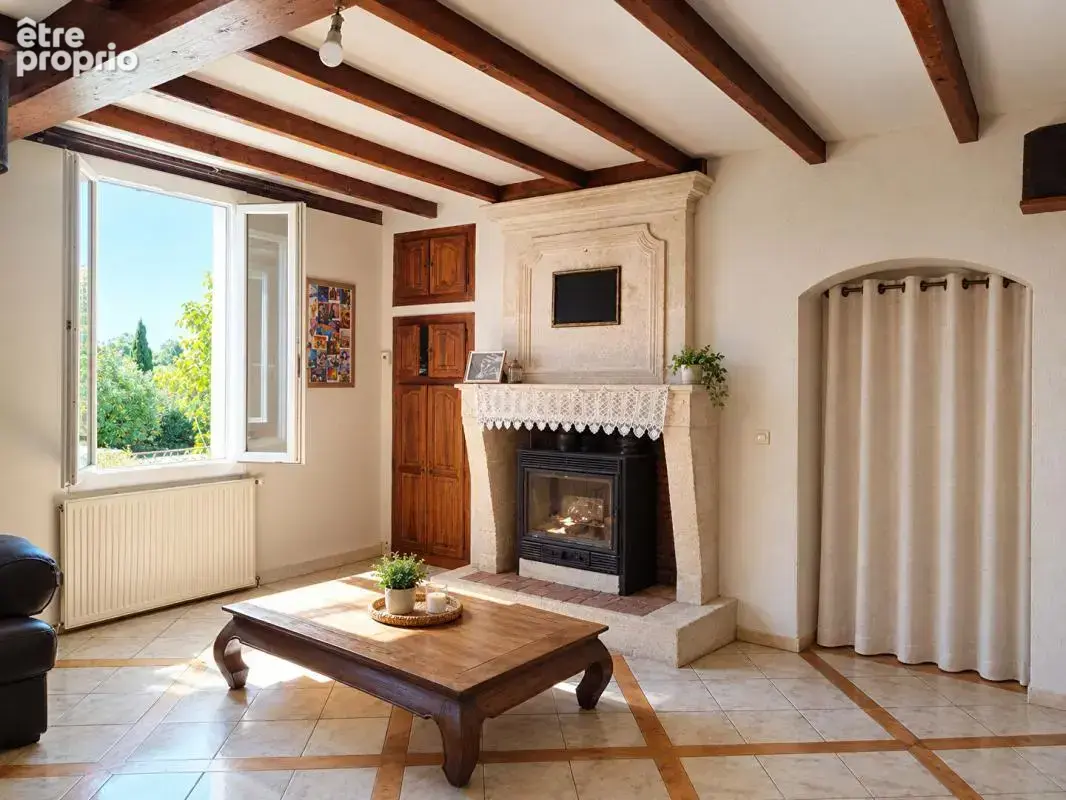 Maison VAL DE COGNAC 8 pièces, 4 chambres, avec piscine et jardin clos - photo 3