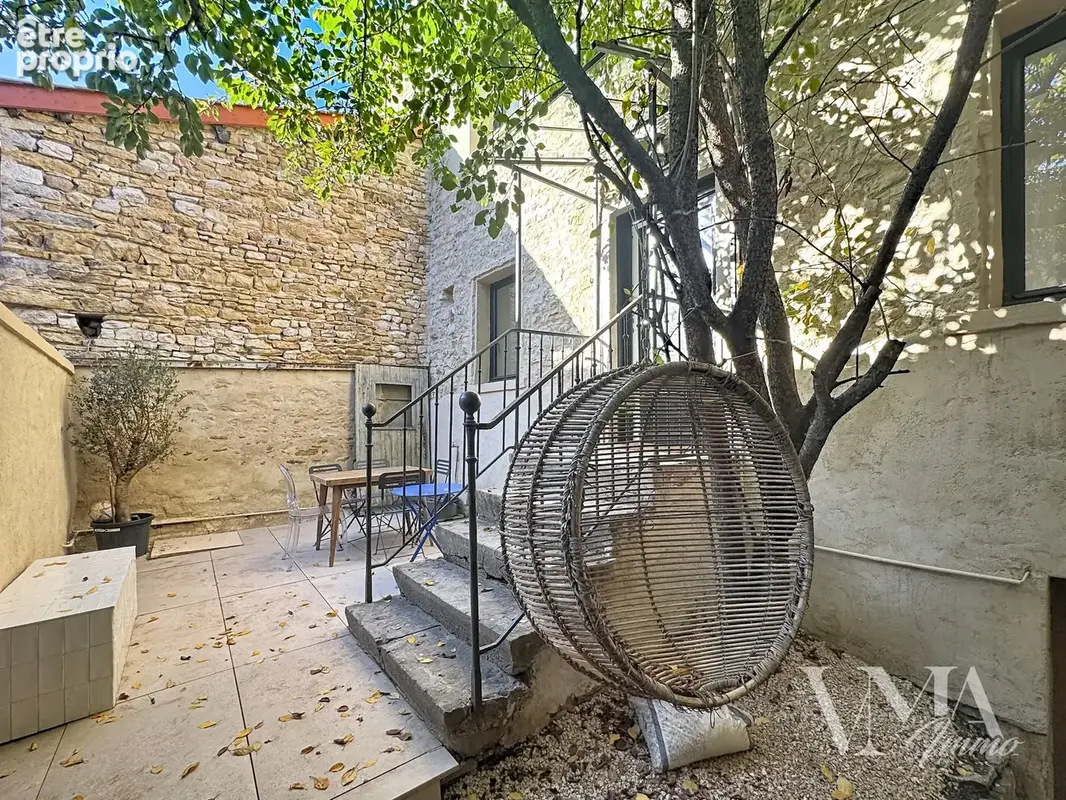 Maison de village rénovée de 95 m2 au centre de Lissieu - photo 5