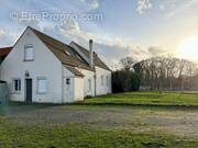 Maison à THIERS-SUR-THEVE
