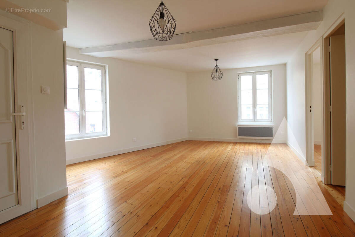 Appartement à PONT-SAINTE-MAXENCE