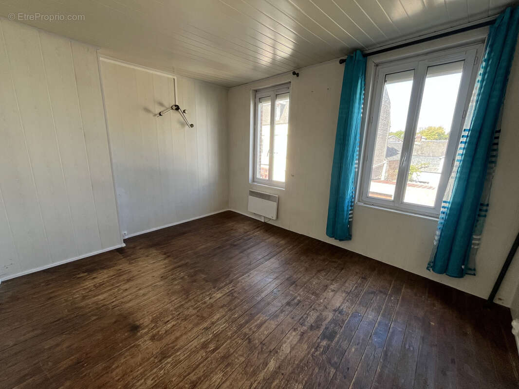 Maison à FRIVILLE-ESCARBOTIN