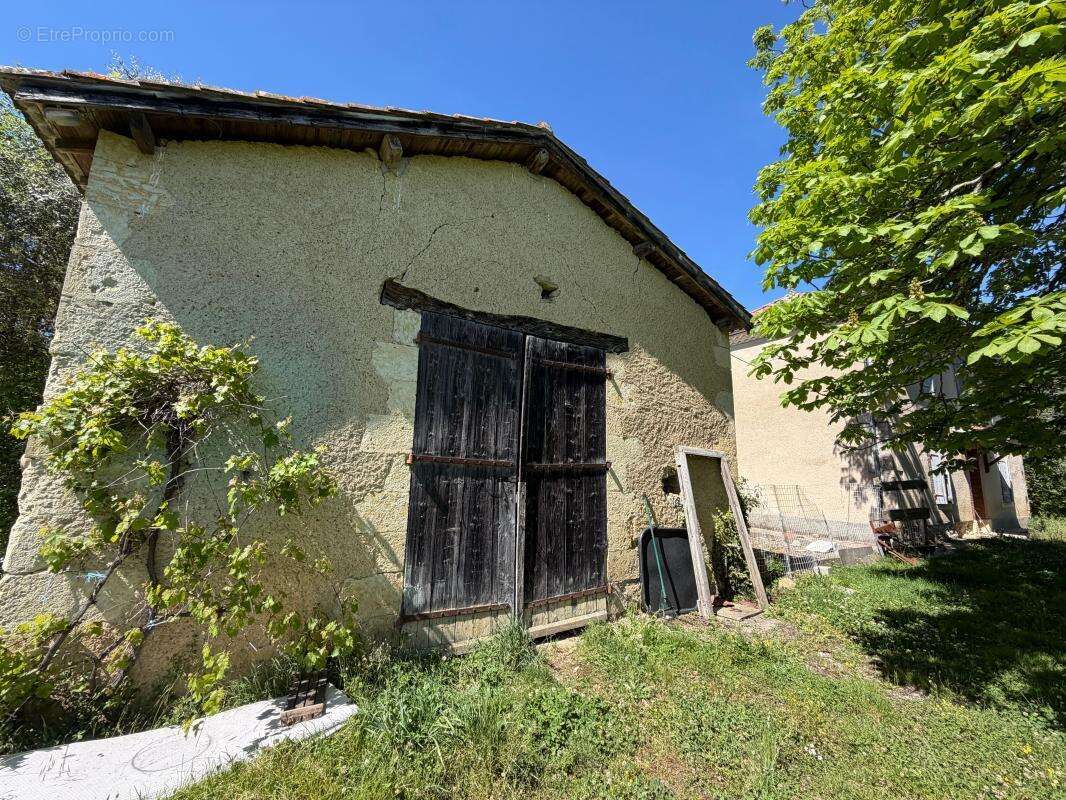 Maison à PAVIE
