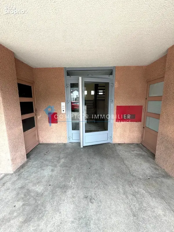 Dpt 38 - a vendre - fontaine   t3 - 55 m2   dernier étage   idéal investisseur ou premier achat - photo 10