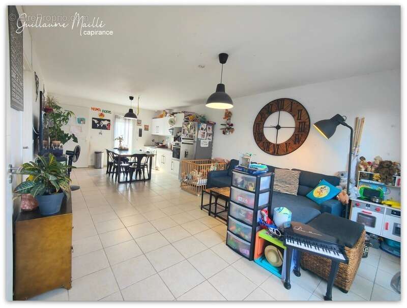 Maison à SAINT-THIBERY