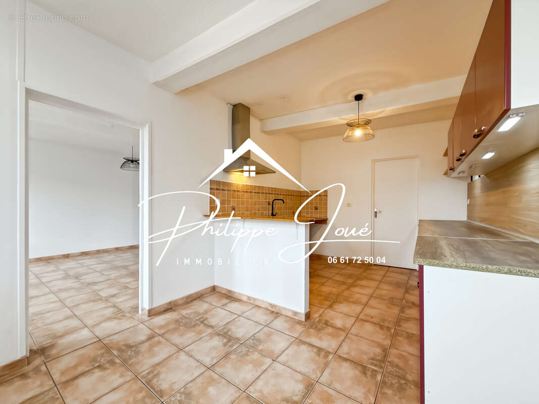Maison 4 pièces de 97 m2 à Fontaine la Gaillarde 89100 - photo 3