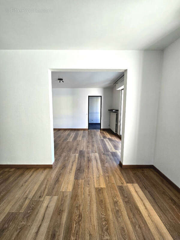 Appartement à REZE