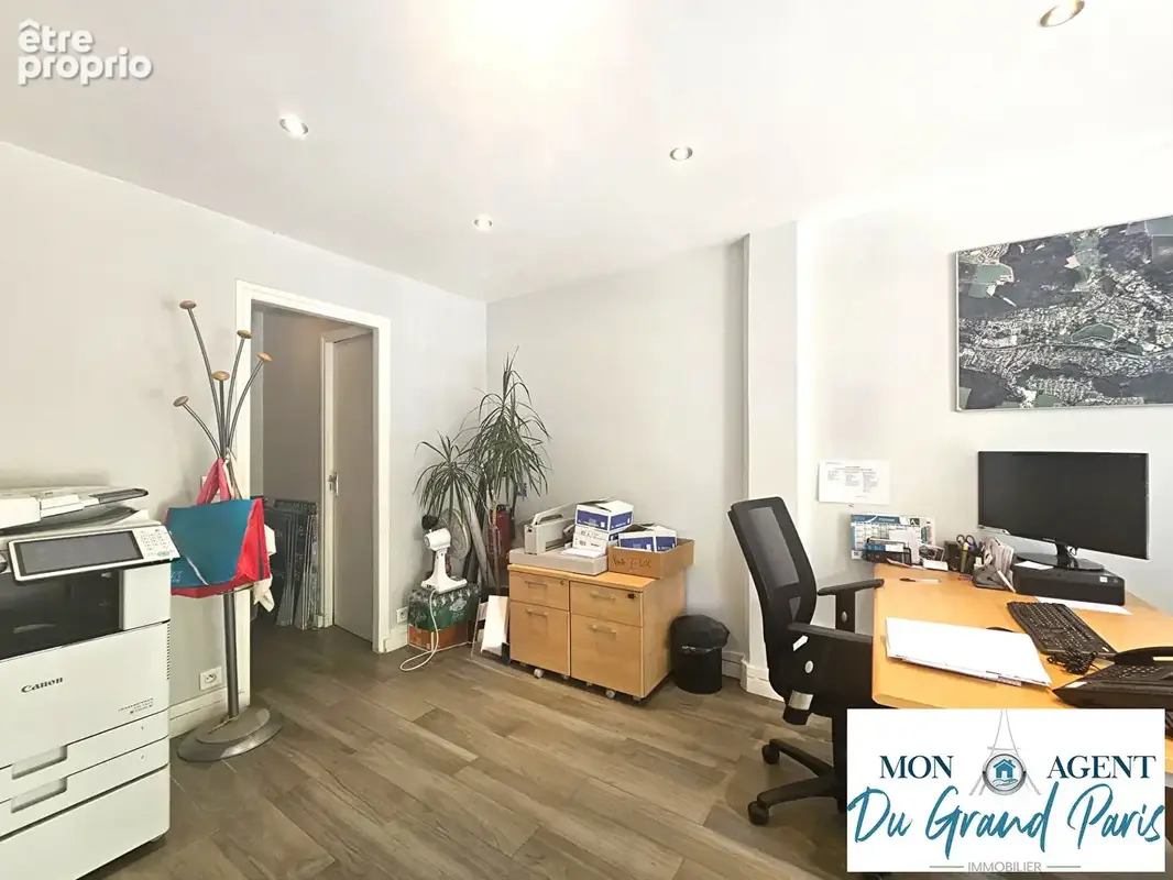 Local commercial + Box en sous sol - Gif Sur Yvette centre ville - proche Gare, commerces, acces rapide Paris Saclay - photo 3