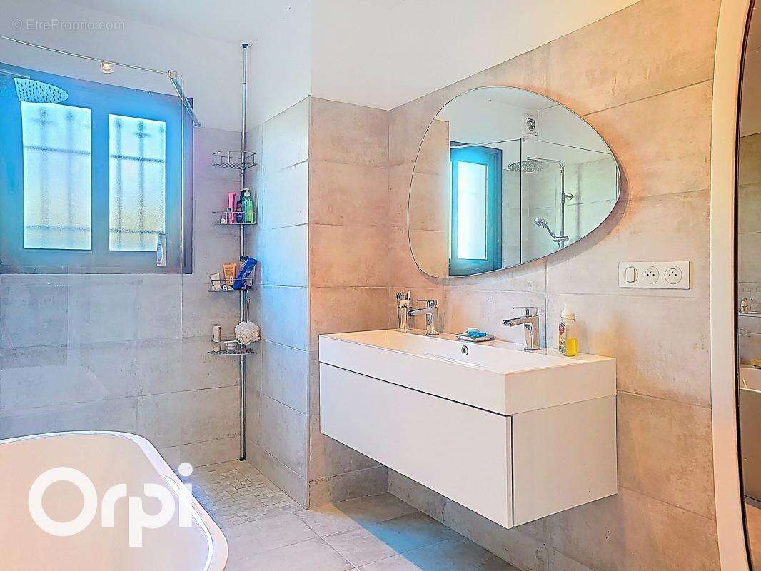 Maison à LA COLLE-SUR-LOUP